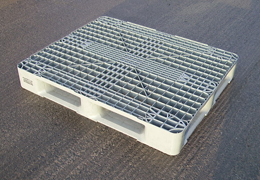 Reconditioned Plastic Pallets